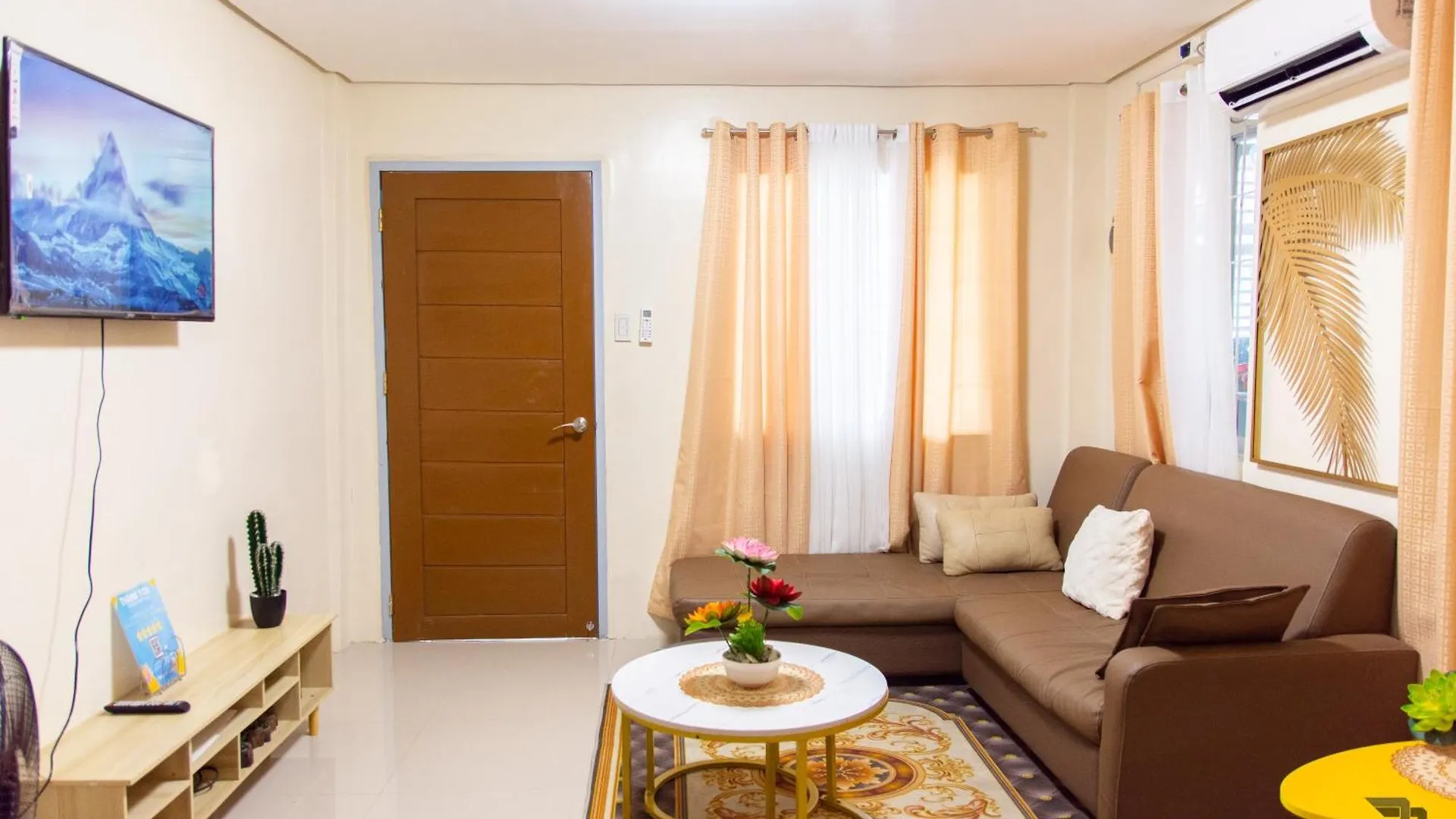 Villa Affordable Up To 16 Guest Near Aqua Planet And Zoocobia Ángeles 0*,  Filipinas